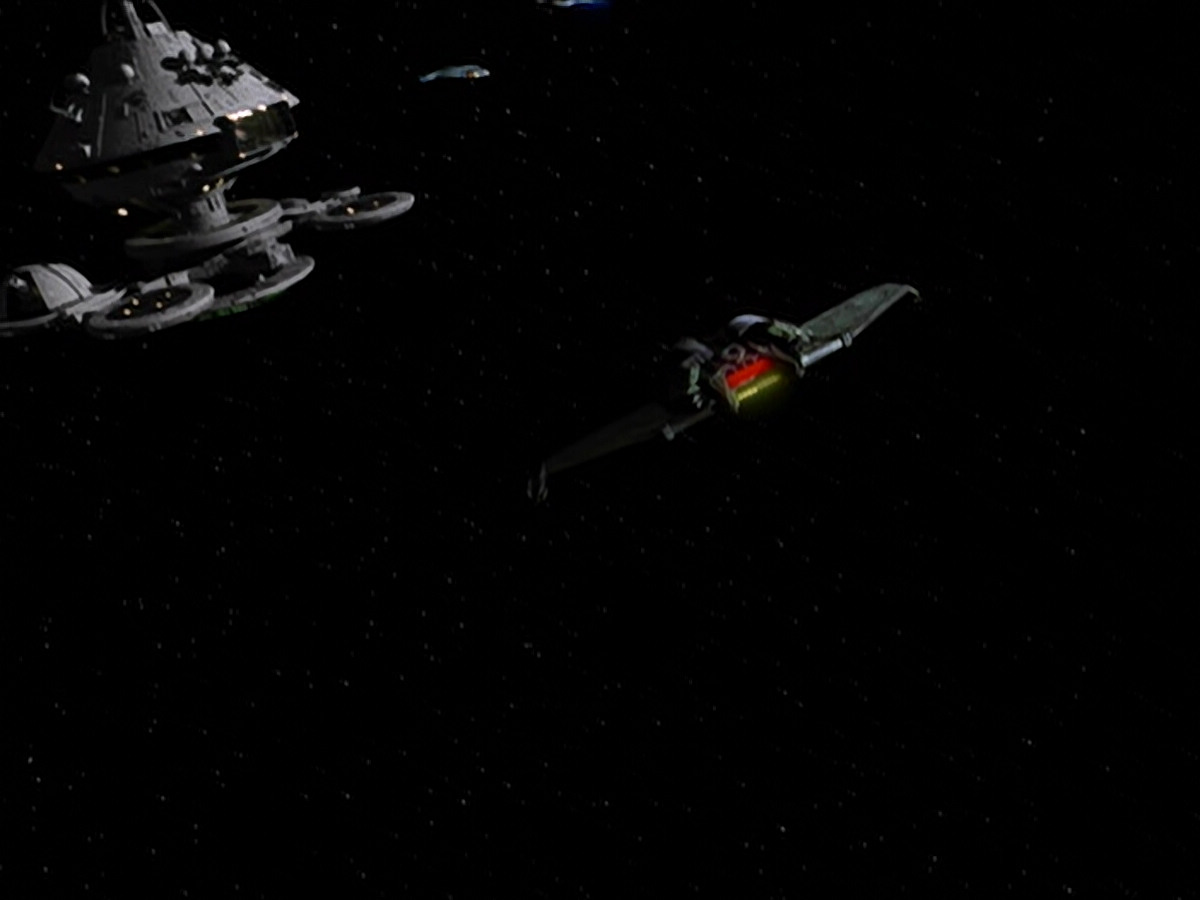 extant_StarTrek_DS9_6x03-SonsAndDaughters_00161.jpg