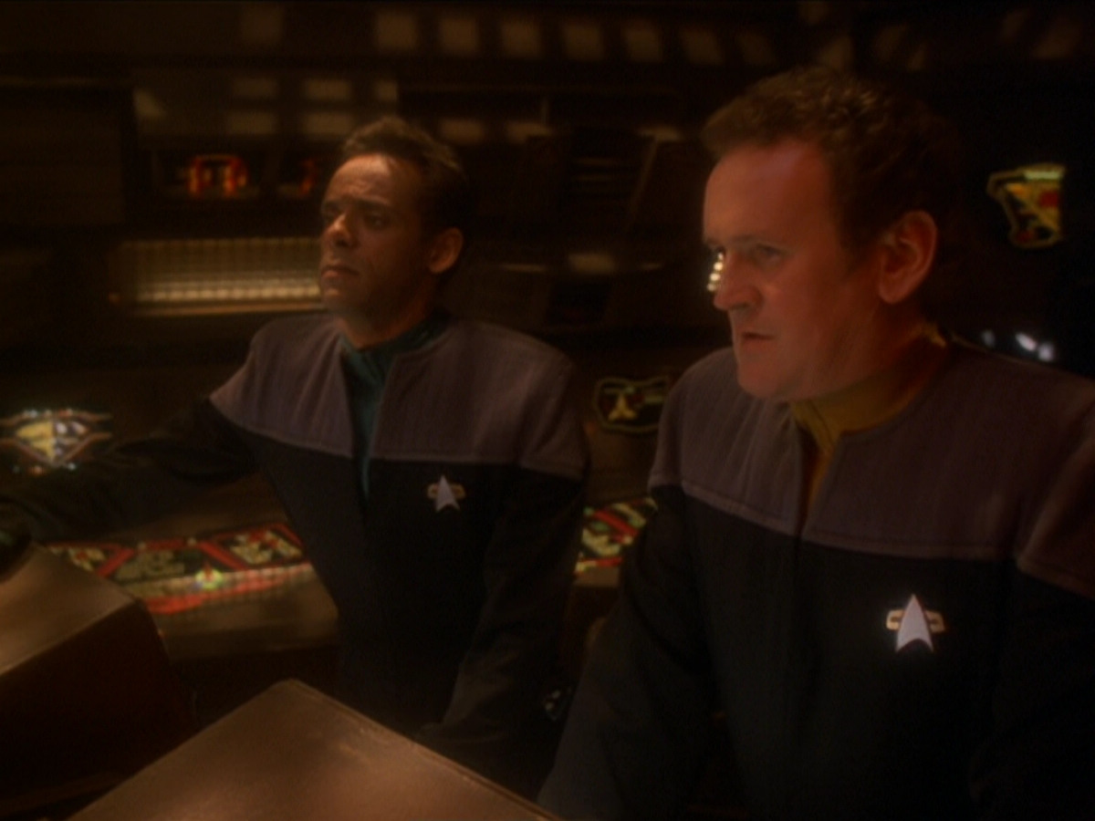 extant_StarTrek_DS9_6x03-SonsAndDaughters_00188.jpg