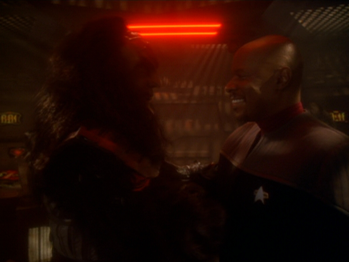 extant_StarTrek_DS9_6x03-SonsAndDaughters_00254.jpg