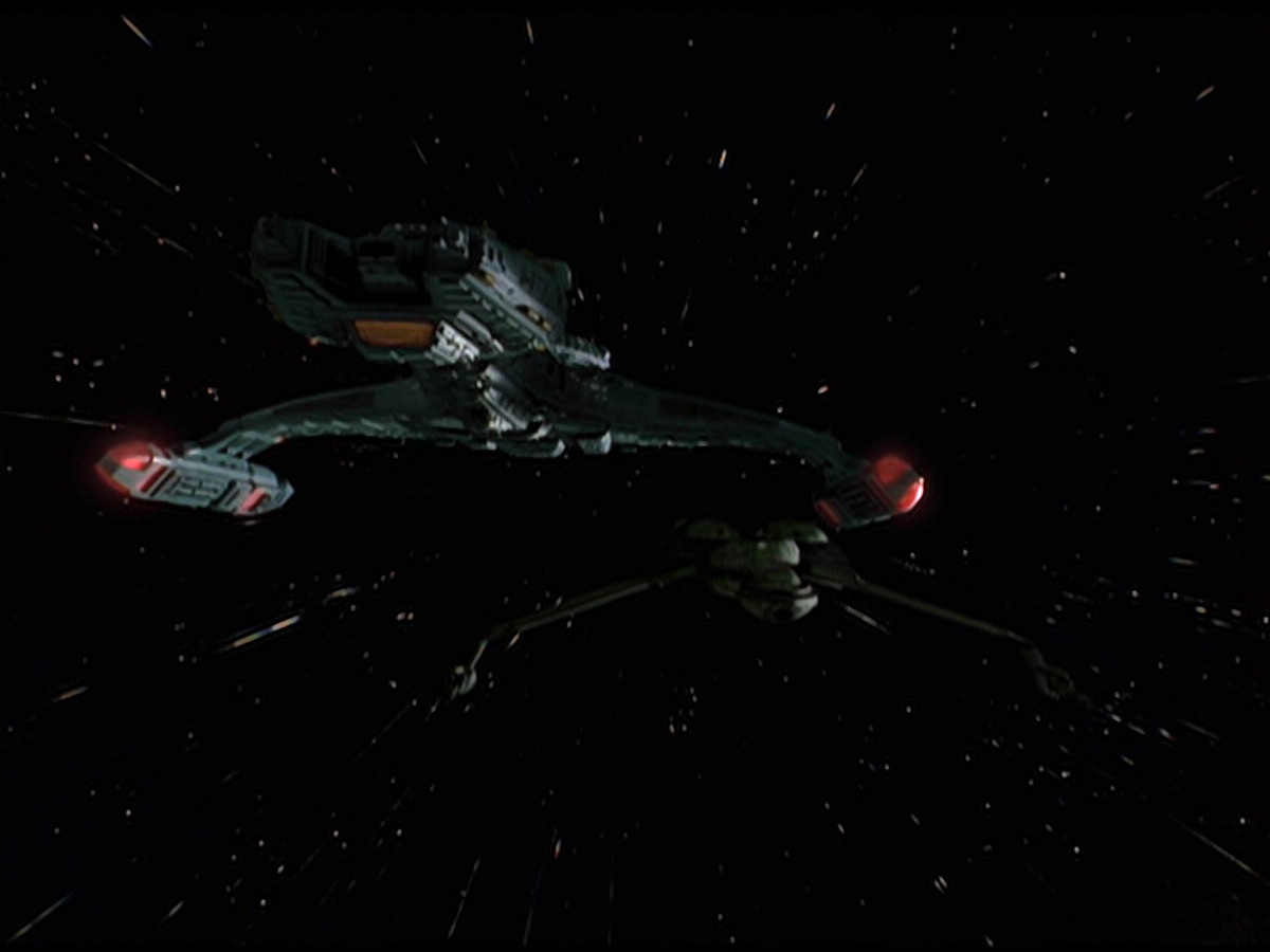 extant_StarTrek_DS9_6x03-SonsAndDaughters_00258.jpg