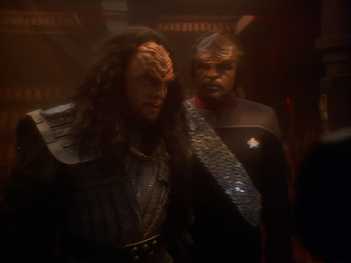 extant_StarTrek_DS9_6x03-SonsAndDaughters_00349.jpg