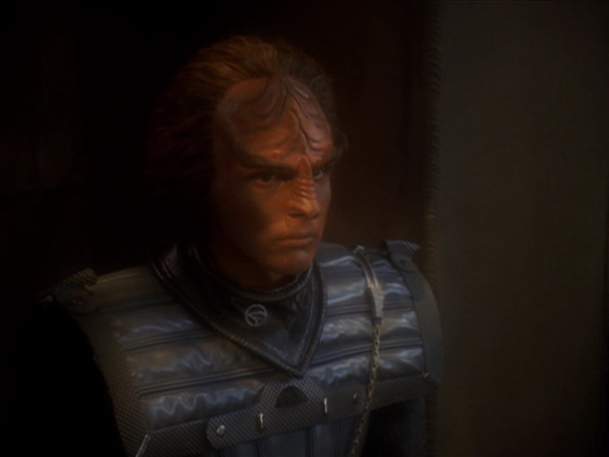 extant_StarTrek_DS9_6x03-SonsAndDaughters_00370.jpg
