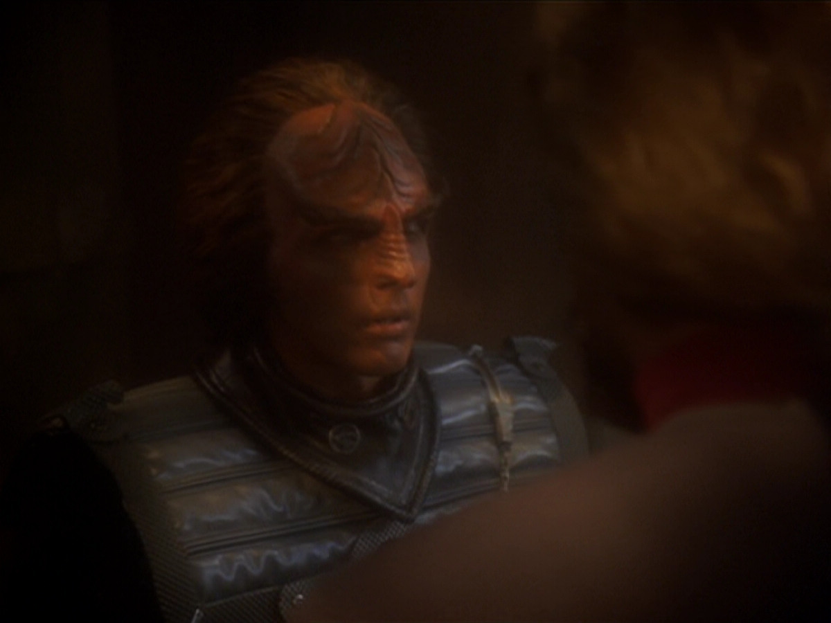 extant_StarTrek_DS9_6x03-SonsAndDaughters_00409.jpg