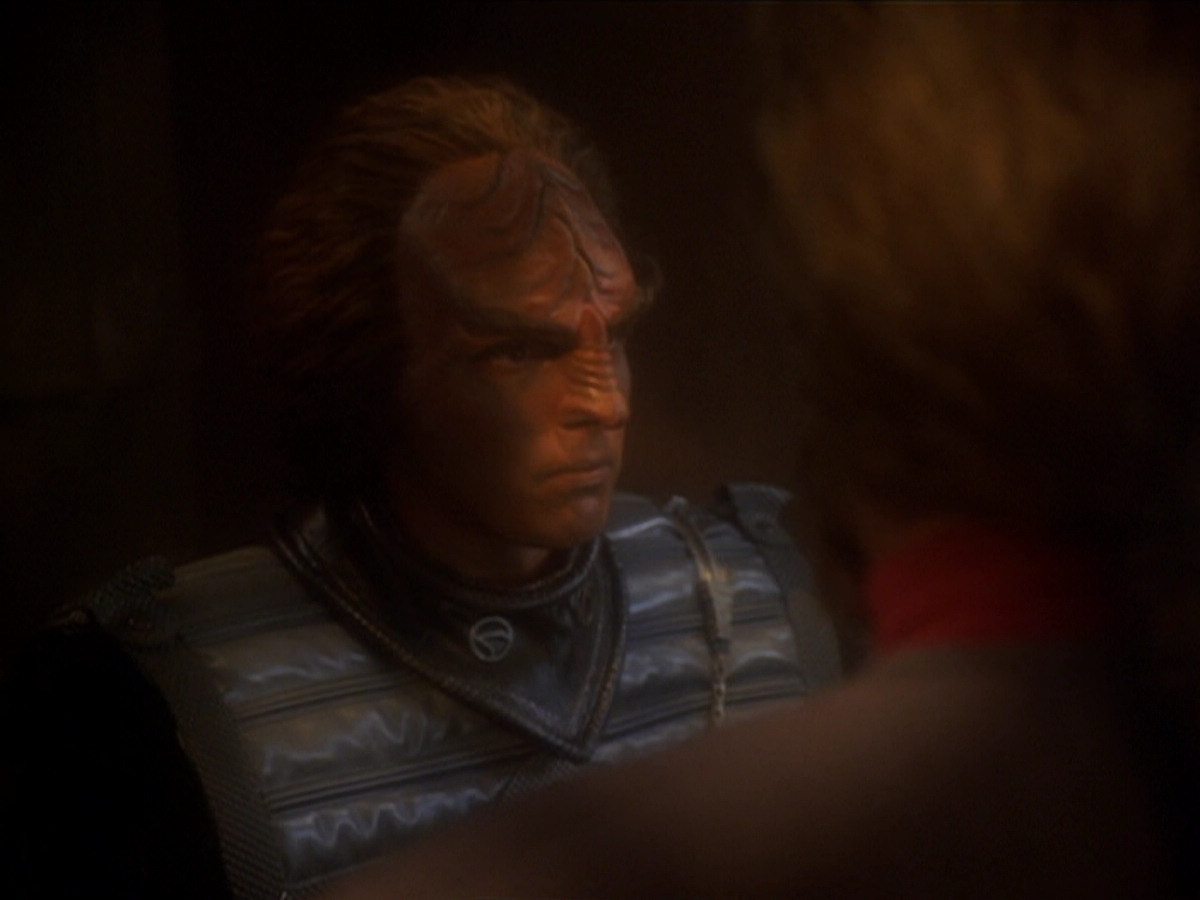 extant_StarTrek_DS9_6x03-SonsAndDaughters_00433.jpg