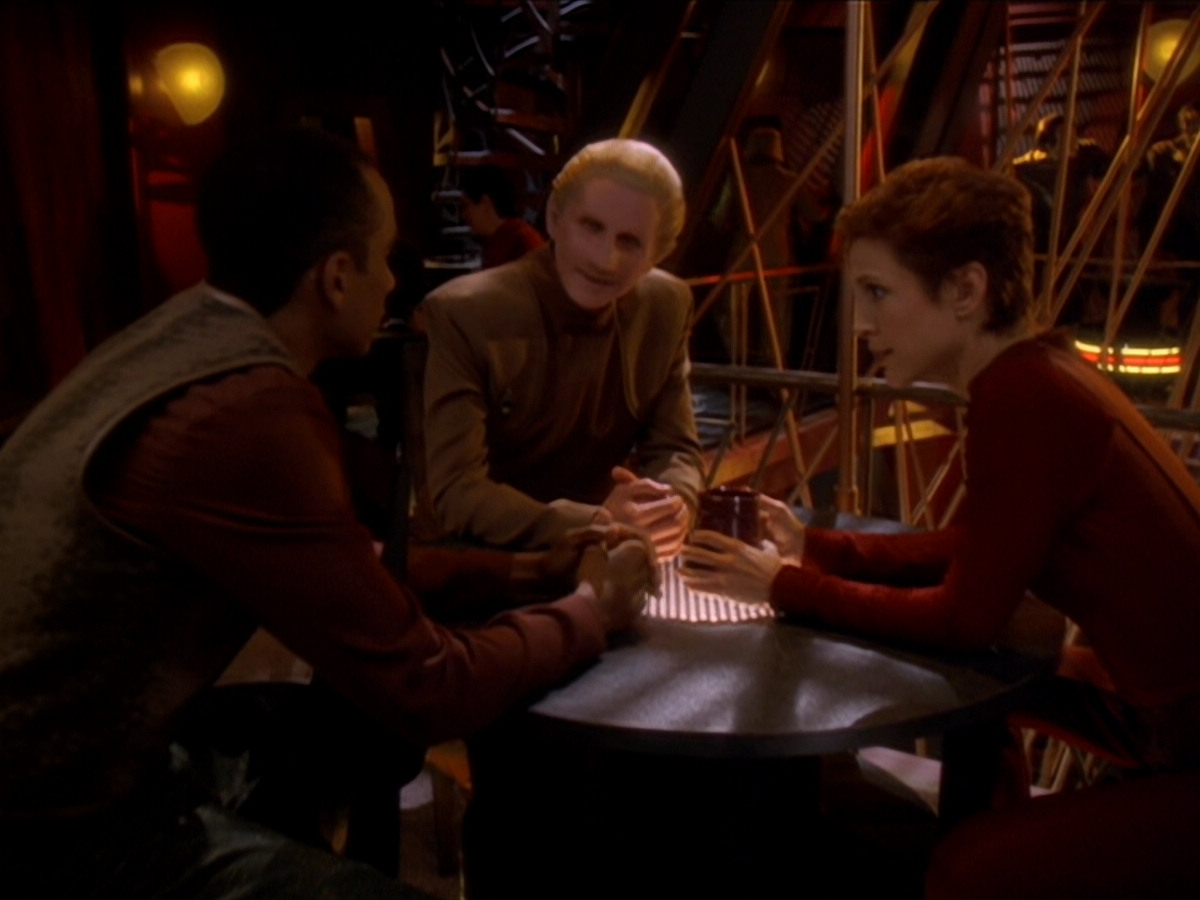 extant_StarTrek_DS9_6x03-SonsAndDaughters_00692.jpg