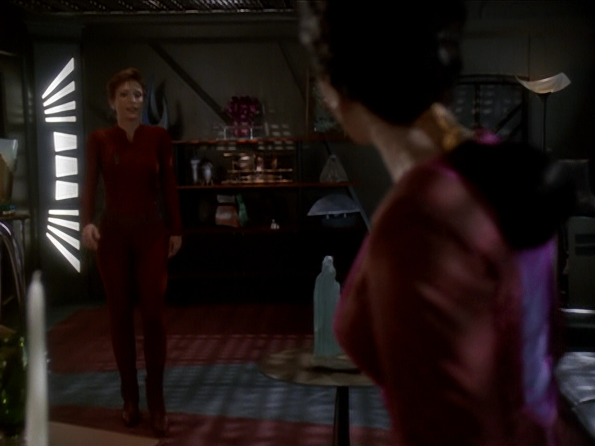 extant_StarTrek_DS9_6x03-SonsAndDaughters_01255.jpg