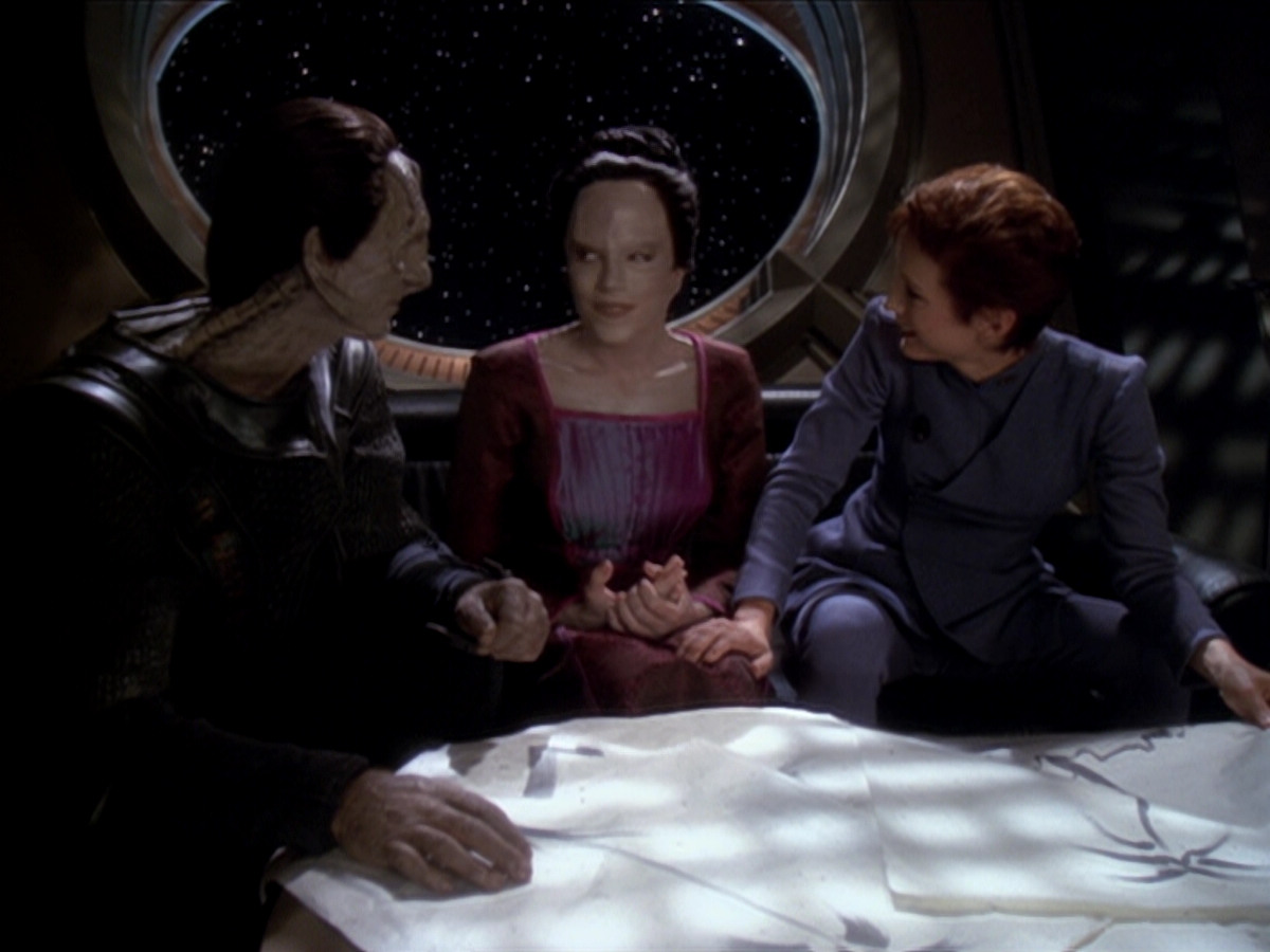 extant_StarTrek_DS9_6x03-SonsAndDaughters_01892.jpg