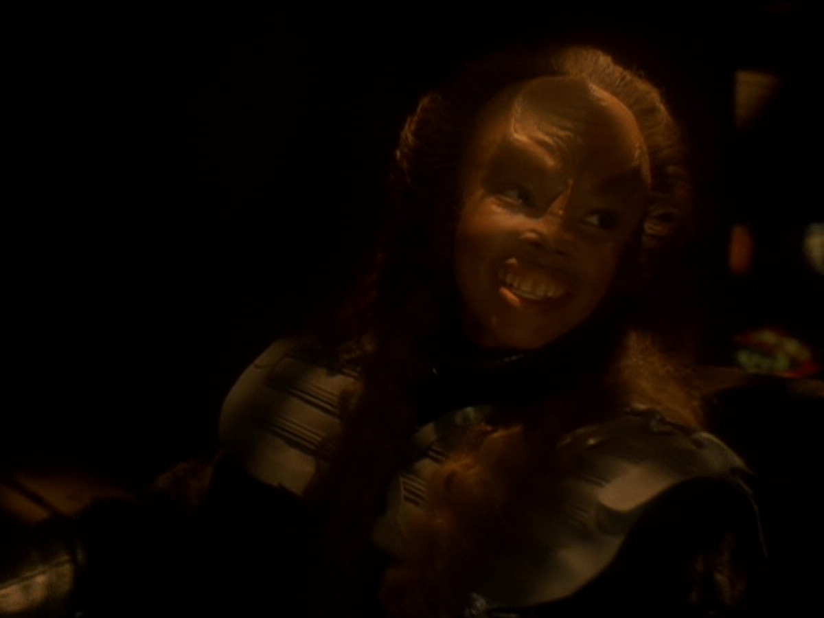 extant_StarTrek_DS9_6x03-SonsAndDaughters_02273.jpg