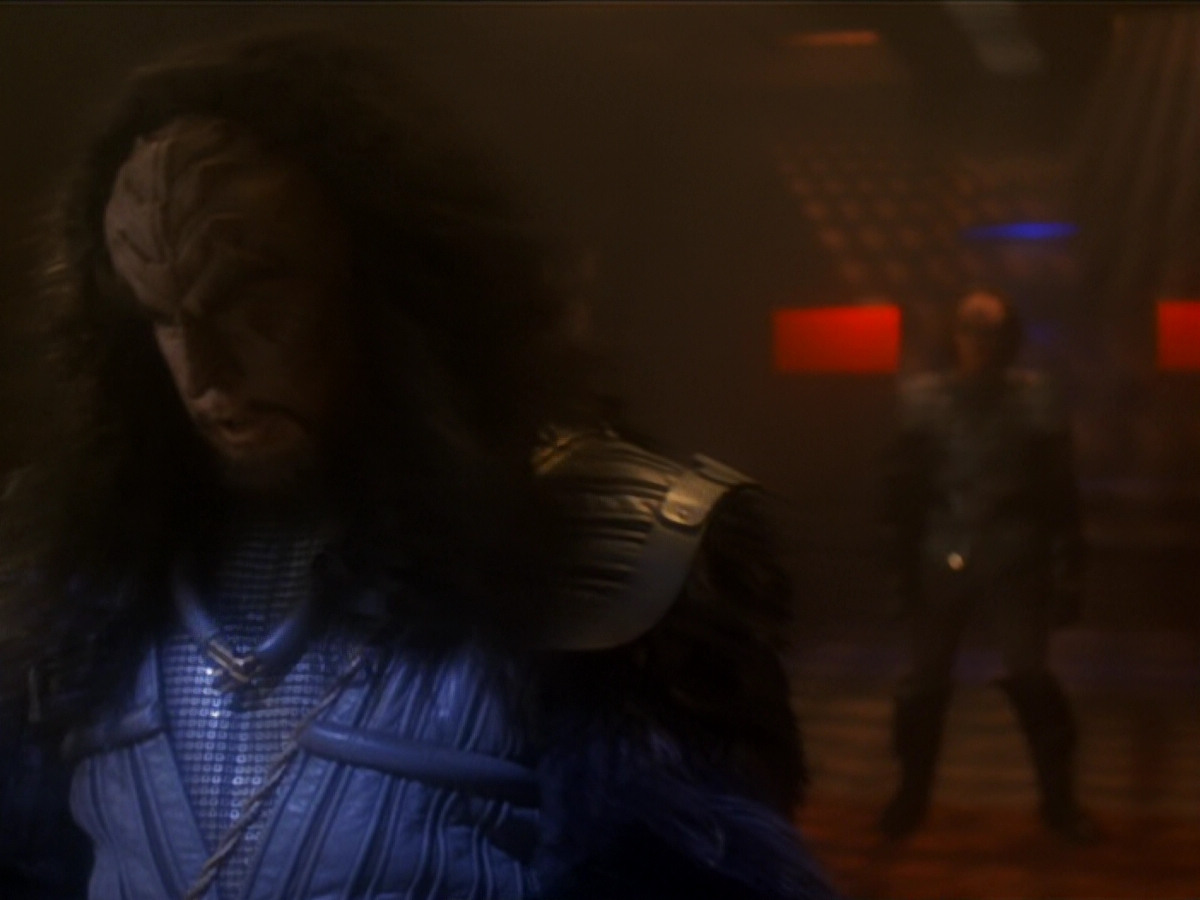 extant_StarTrek_DS9_6x03-SonsAndDaughters_02874.jpg