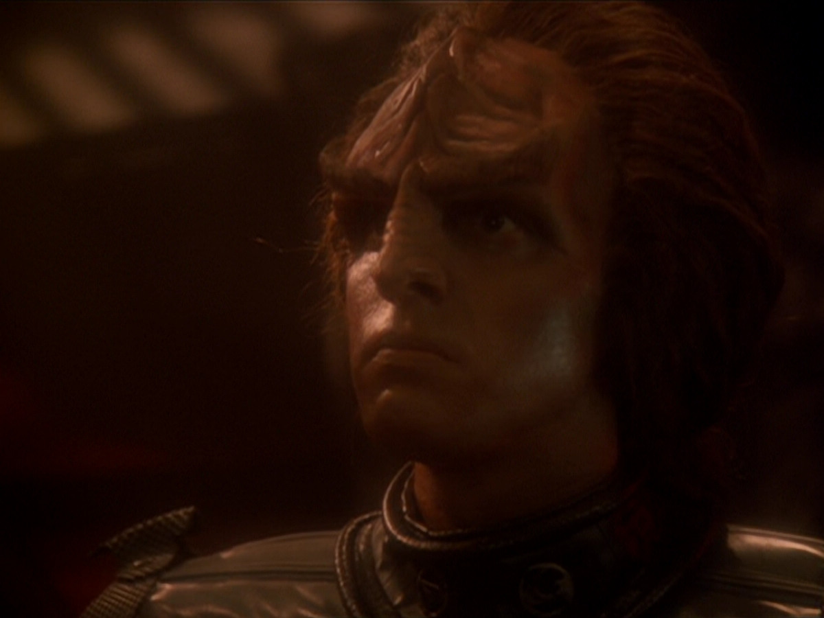 extant_StarTrek_DS9_6x03-SonsAndDaughters_03103.jpg