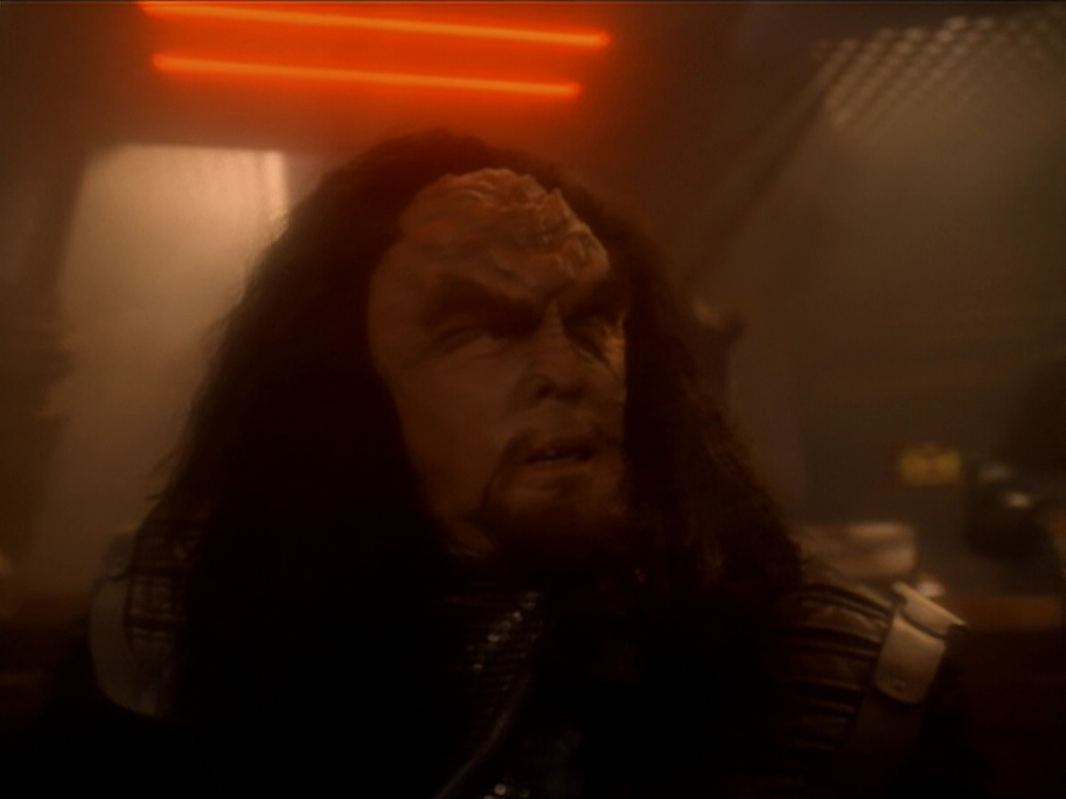 extant_StarTrek_DS9_6x03-SonsAndDaughters_03202.jpg