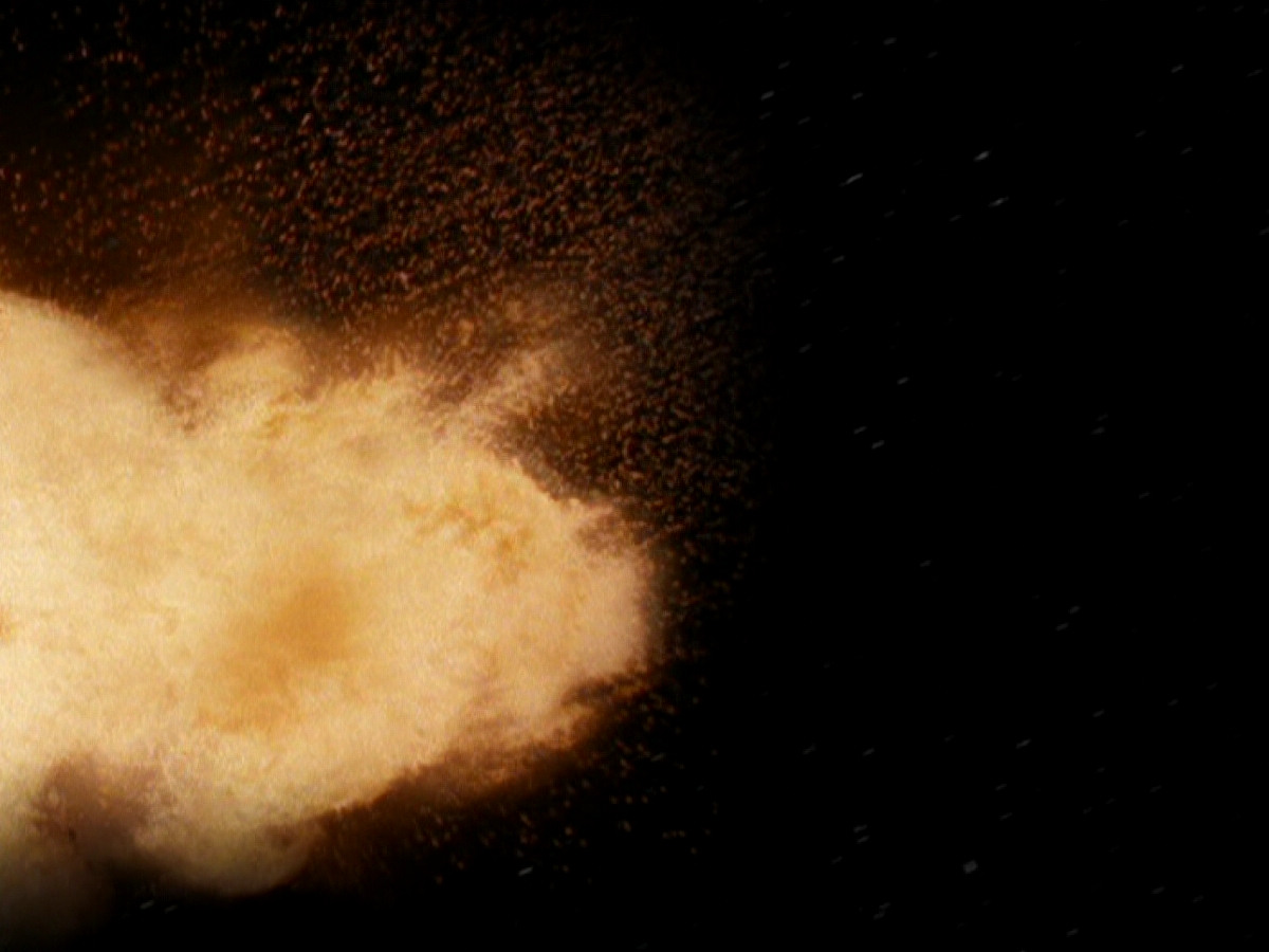 extant_StarTrek_DS9_6x03-SonsAndDaughters_03284.jpg