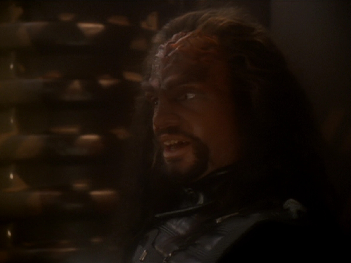 extant_StarTrek_DS9_6x03-SonsAndDaughters_03369.jpg