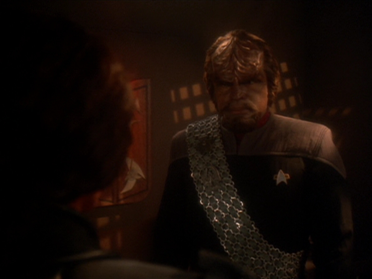 extant_StarTrek_DS9_6x03-SonsAndDaughters_03503.jpg