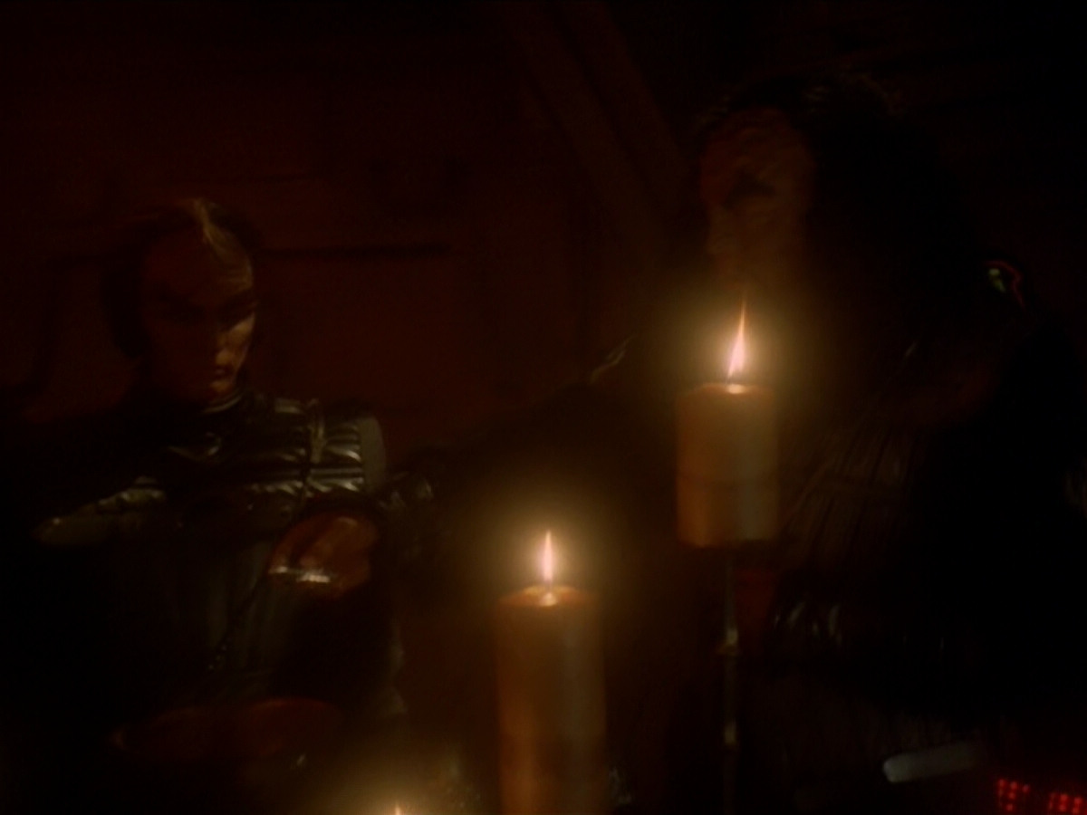 extant_StarTrek_DS9_6x03-SonsAndDaughters_03580.jpg