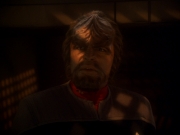 extant_StarTrek_DS9_6x03-SonsAndDaughters_00104.jpg
