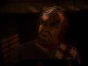 extant_StarTrek_DS9_6x03-SonsAndDaughters_00118.jpg