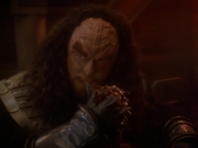 Filename=extant_StarTrek_DS9_6x03-SonsAndDaughters_00281.jpg
Filesize=131KiB
Dimensions=1200x900
Date added=Jan 07, 2020 extant_StarTrek_DS9_6x03-SonsAndDaughters_00281.jpg