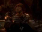 Filename=extant_StarTrek_DS9_6x03-SonsAndDaughters_01529.jpg
Filesize=132KiB
Dimensions=1200x900
Date added=Jan 07, 2020 extant_StarTrek_DS9_6x03-SonsAndDaughters_01529.jpg