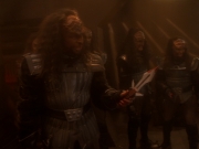 Filename=extant_StarTrek_DS9_6x03-SonsAndDaughters_01719.jpg
Filesize=123KiB
Dimensions=1200x900
Date added=Jan 07, 2020 extant_StarTrek_DS9_6x03-SonsAndDaughters_01719.jpg