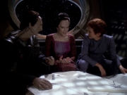 Filename=extant_StarTrek_DS9_6x03-SonsAndDaughters_01908.jpg
Filesize=158KiB
Dimensions=1200x900
Date added=Jan 07, 2020 extant_StarTrek_DS9_6x03-SonsAndDaughters_01908.jpg