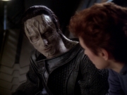 Filename=extant_StarTrek_DS9_6x03-SonsAndDaughters_01967.jpg
Filesize=164KiB
Dimensions=1200x900
Date added=Jan 07, 2020 extant_StarTrek_DS9_6x03-SonsAndDaughters_01967.jpg