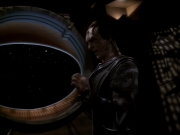 extant_StarTrek_DS9_6x03-SonsAndDaughters_02334.jpg
