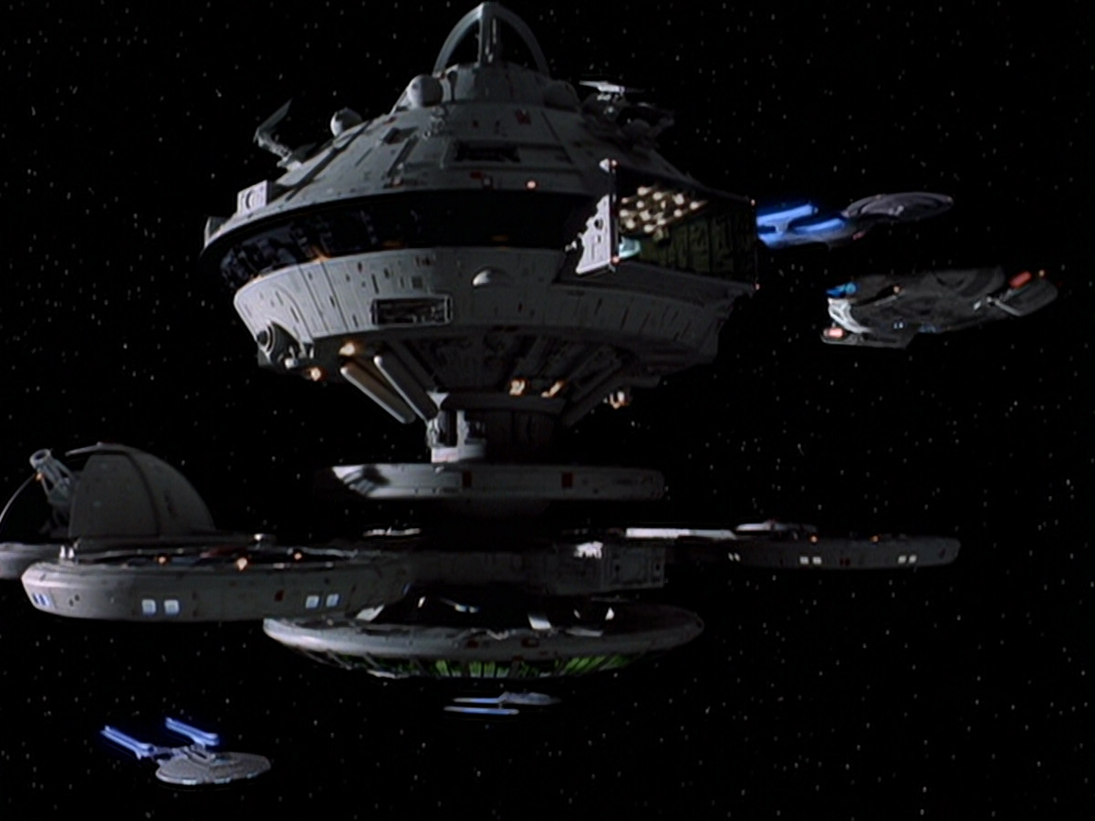 extant_StarTrek_DS9_6x04-BehindTheLines_00004.jpg