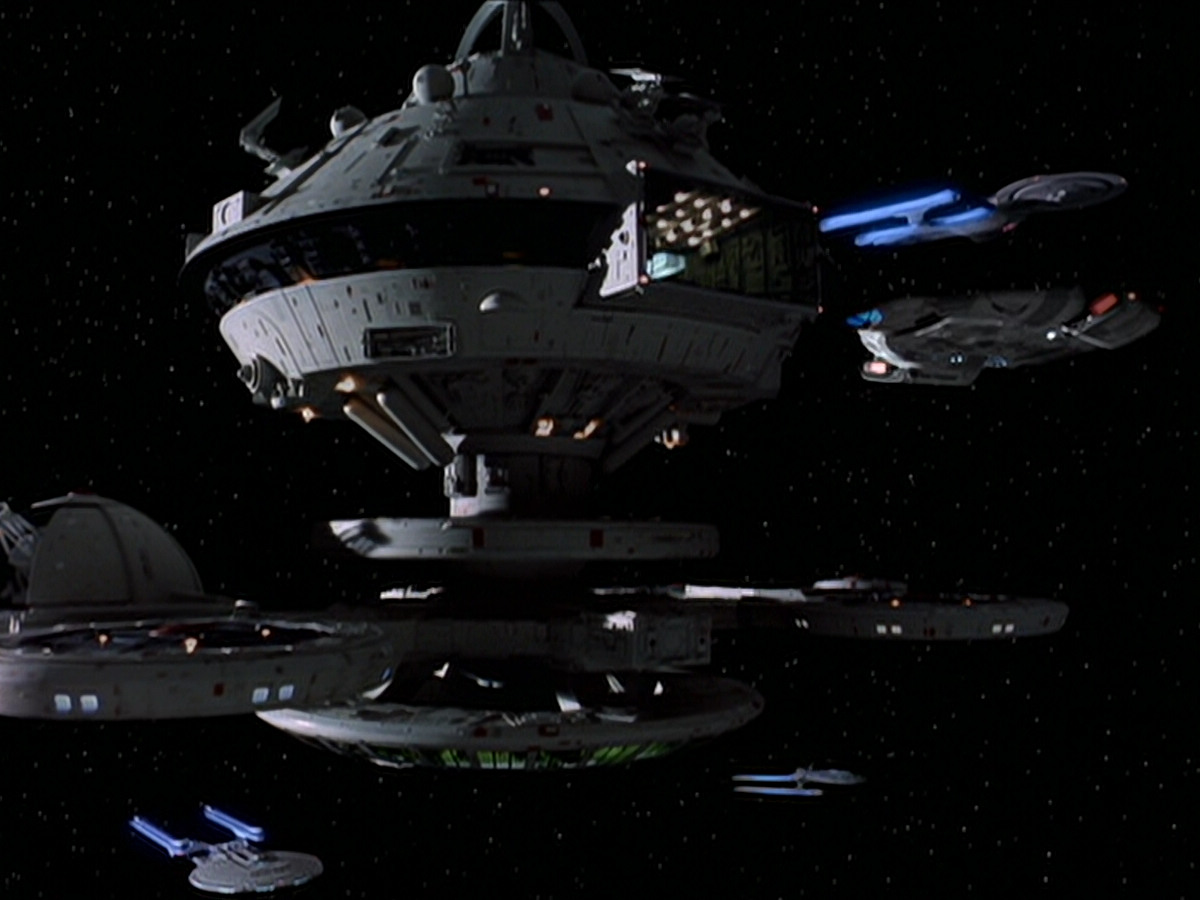 extant_StarTrek_DS9_6x04-BehindTheLines_00007.jpg