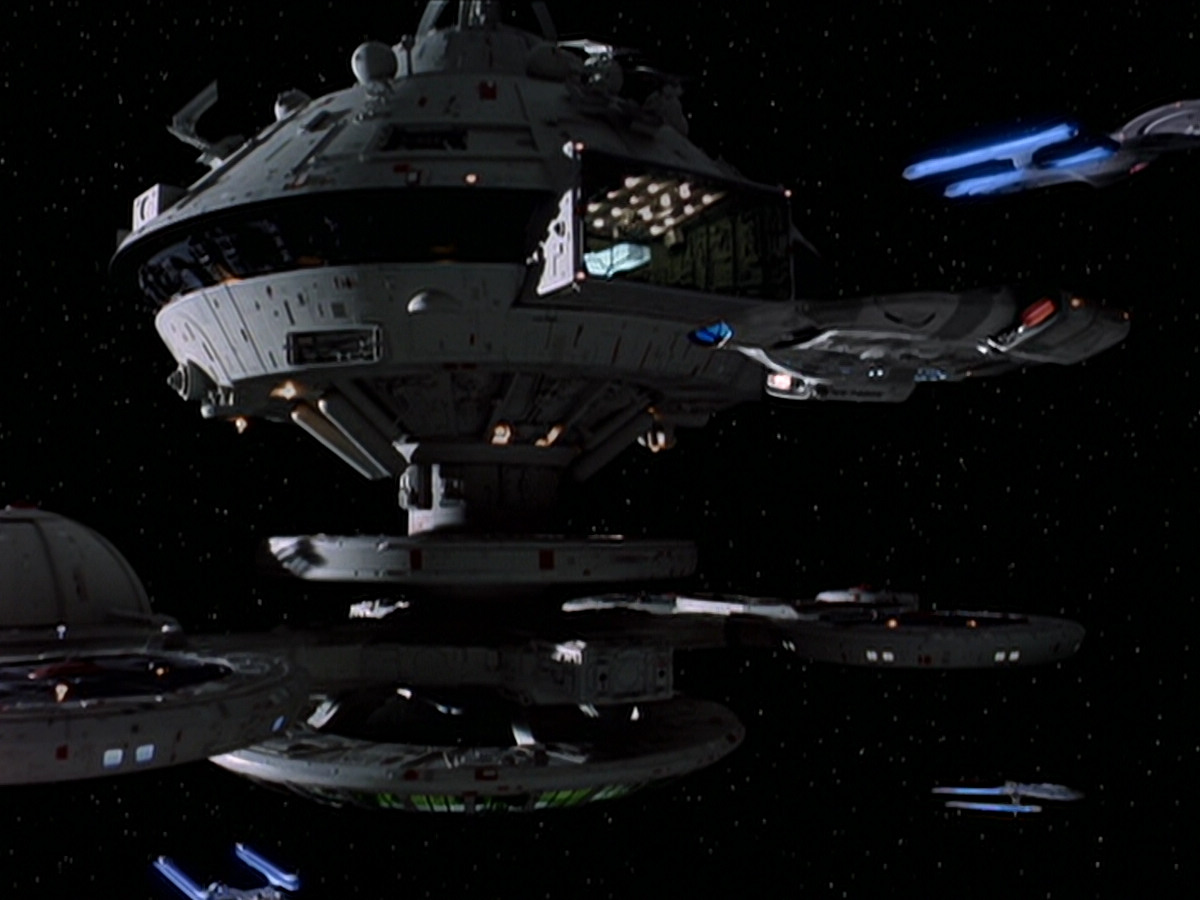 extant_StarTrek_DS9_6x04-BehindTheLines_00012.jpg