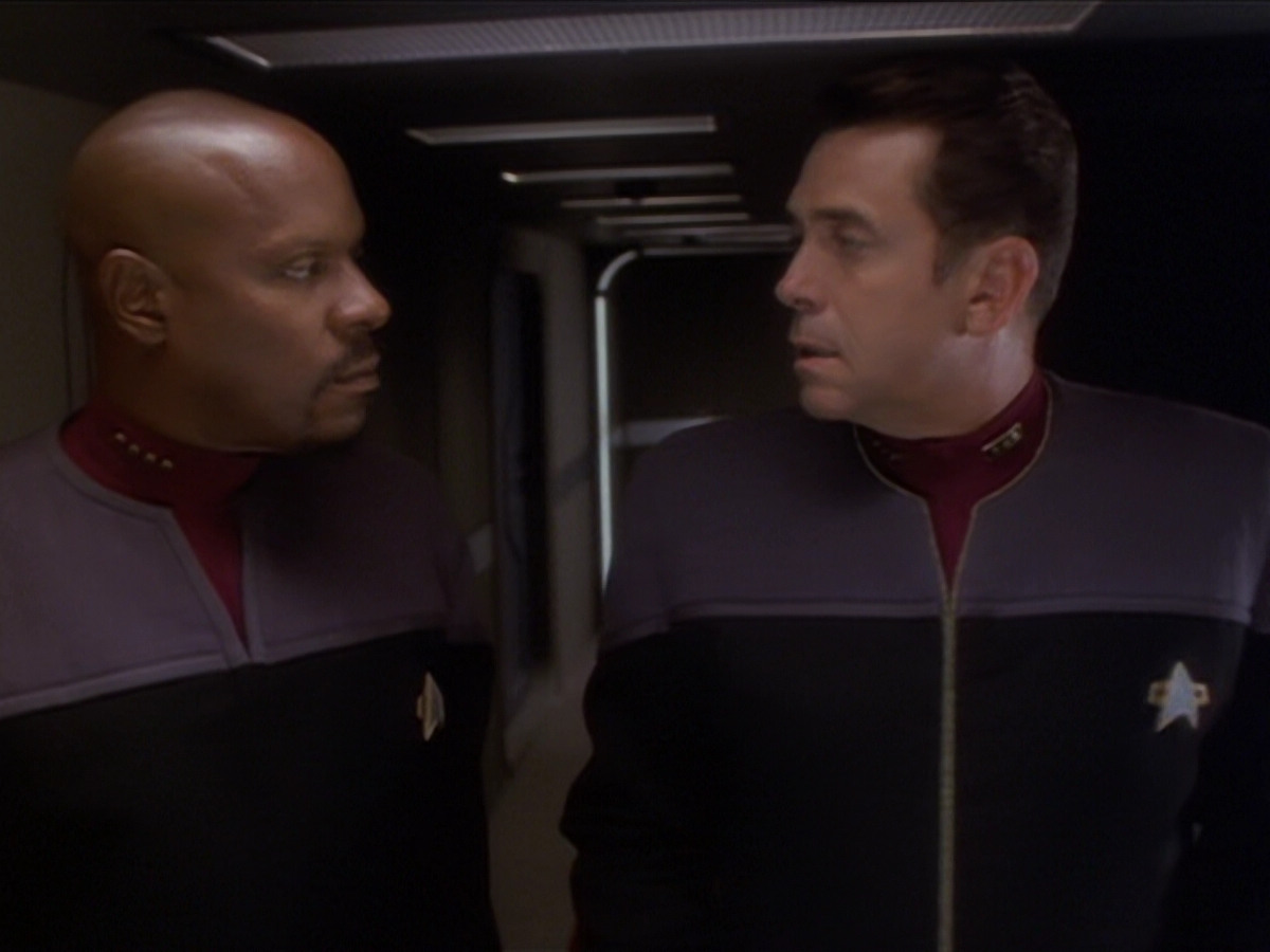 extant_StarTrek_DS9_6x04-BehindTheLines_00177.jpg
