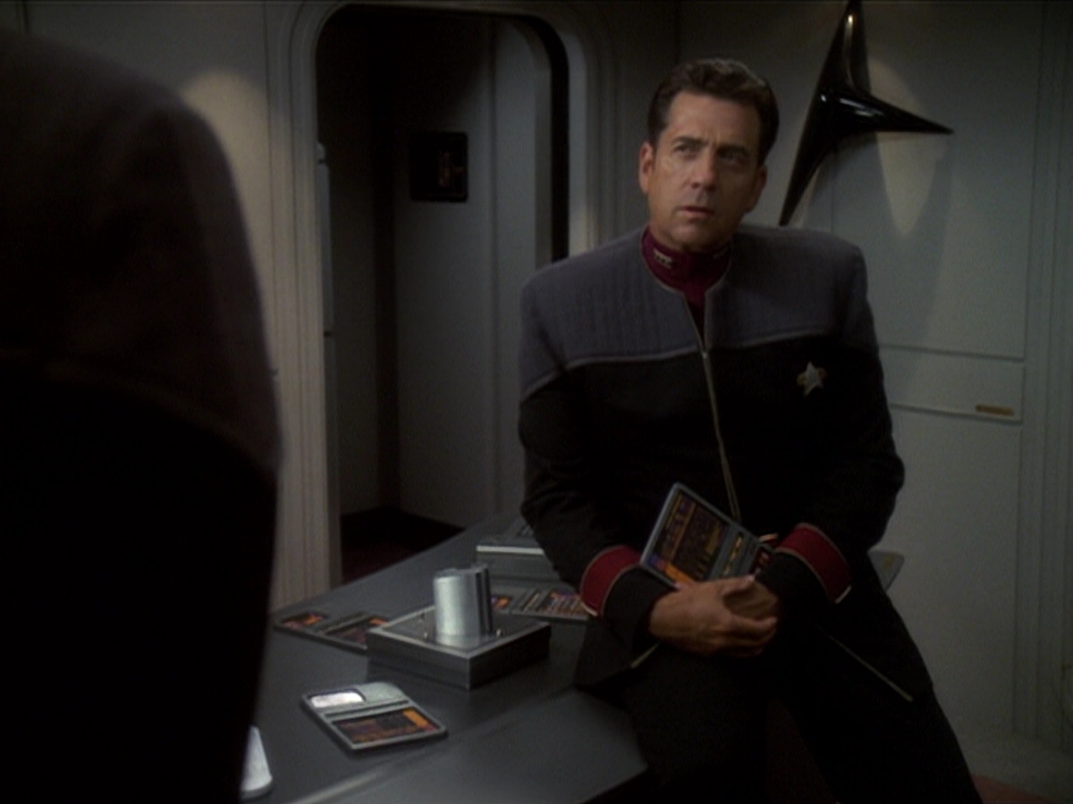 extant_StarTrek_DS9_6x04-BehindTheLines_00708.jpg