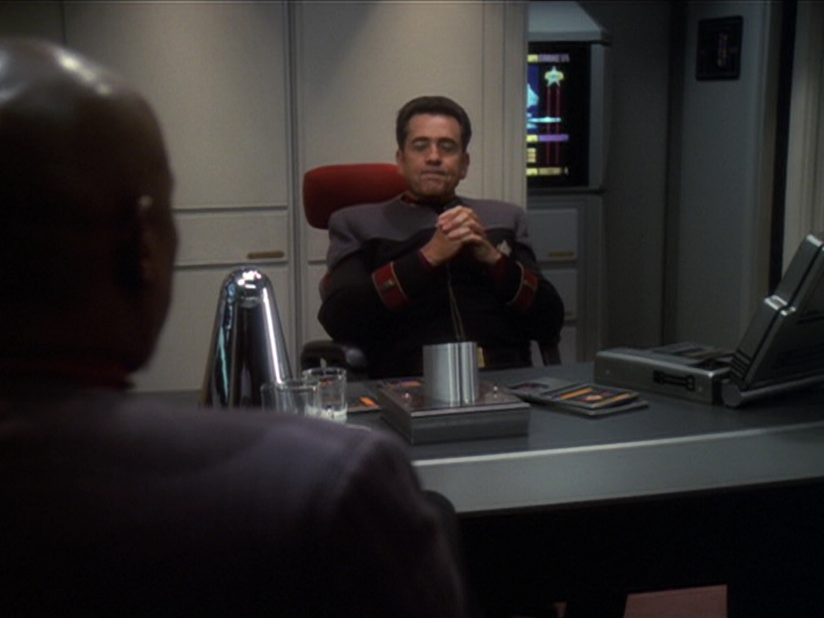 extant_StarTrek_DS9_6x04-BehindTheLines_01165.jpg