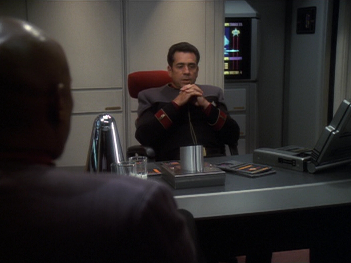 extant_StarTrek_DS9_6x04-BehindTheLines_01167.jpg