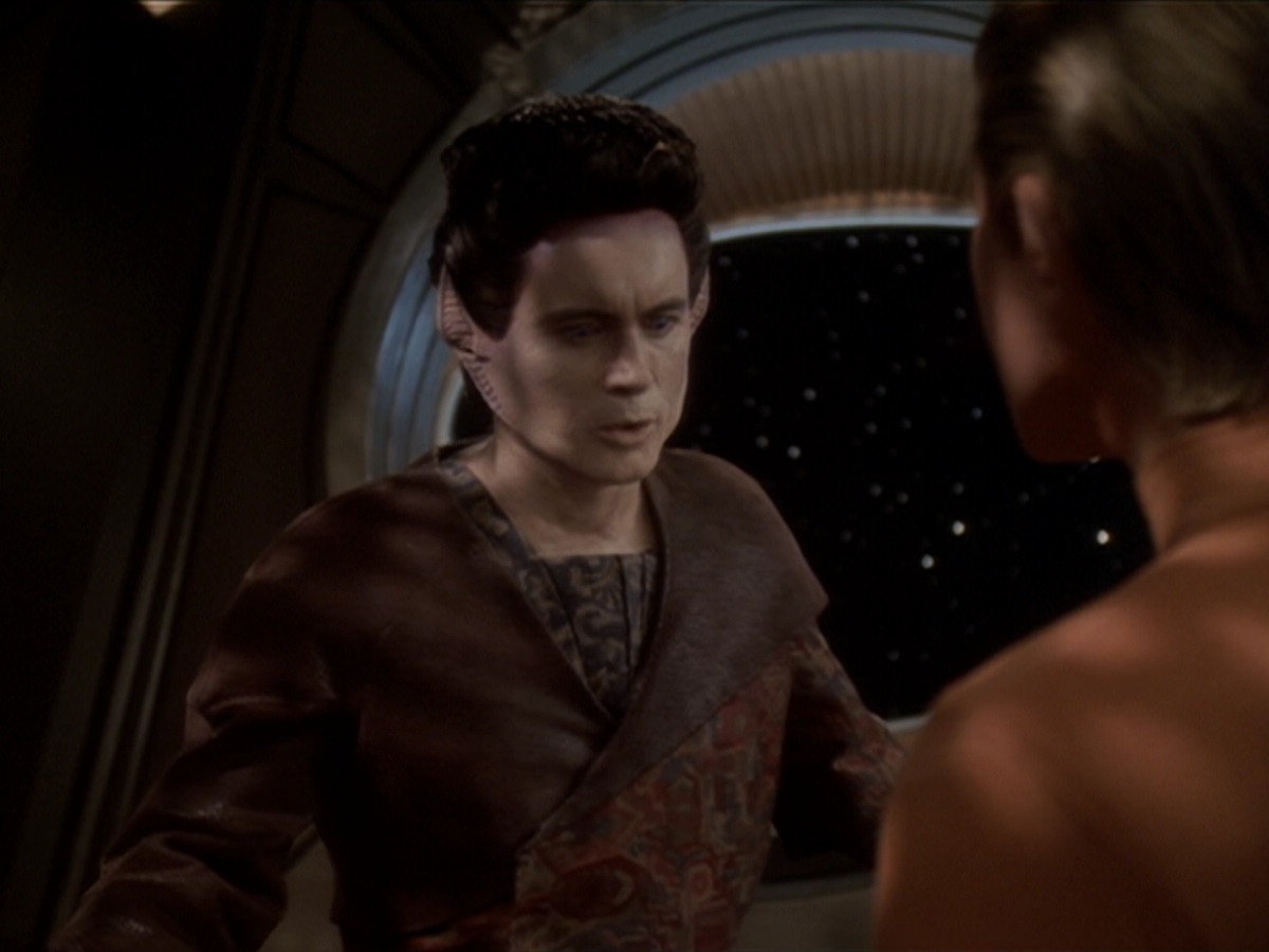 extant_StarTrek_DS9_6x04-BehindTheLines_01291.jpg