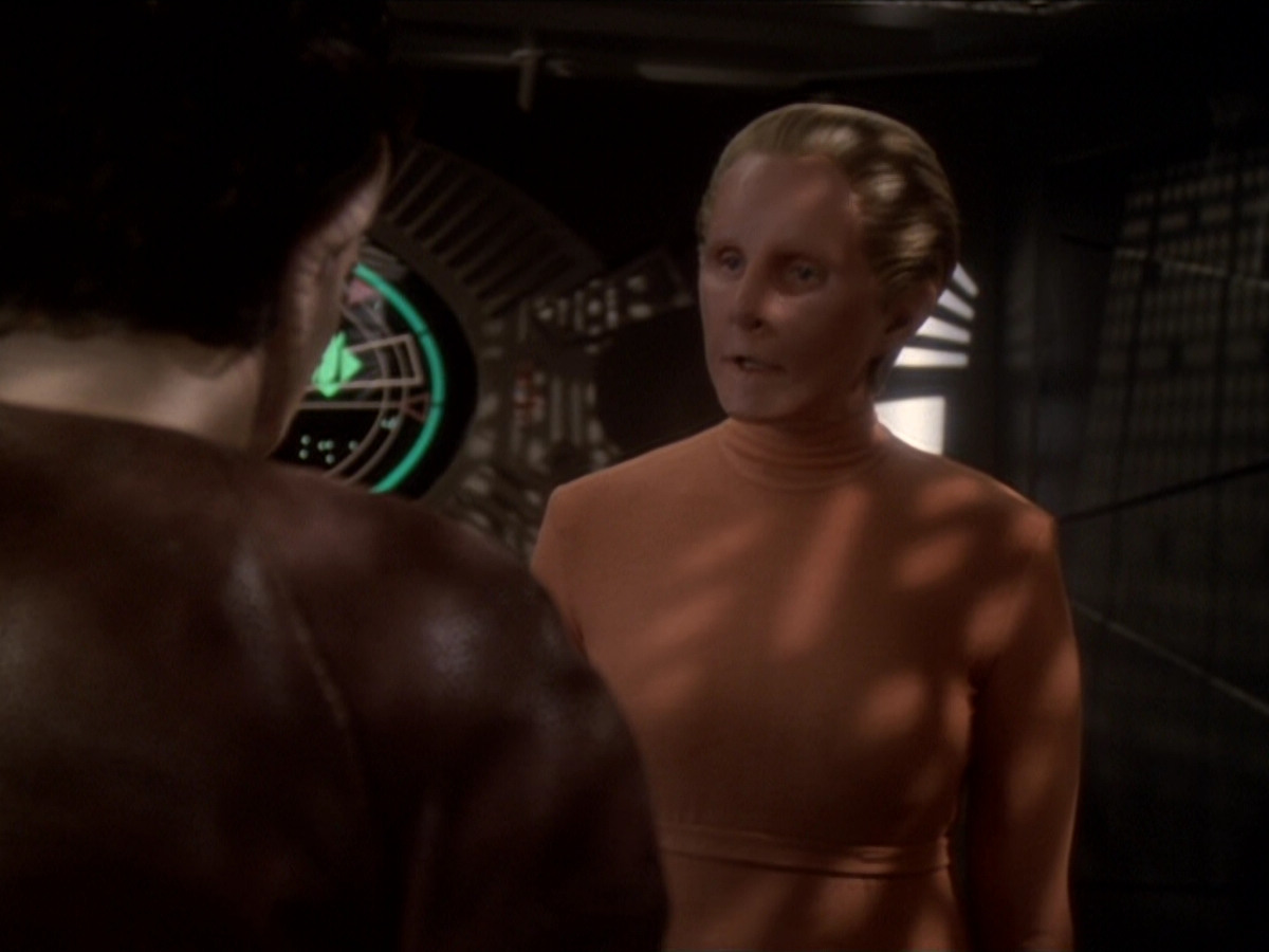 extant_StarTrek_DS9_6x04-BehindTheLines_01296.jpg