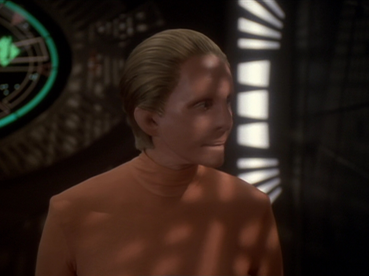 extant_StarTrek_DS9_6x04-BehindTheLines_01388.jpg