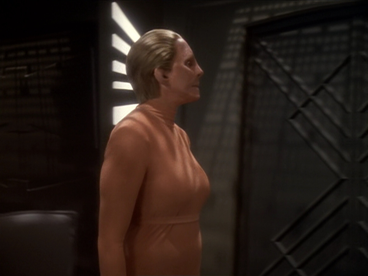 extant_StarTrek_DS9_6x04-BehindTheLines_01393.jpg