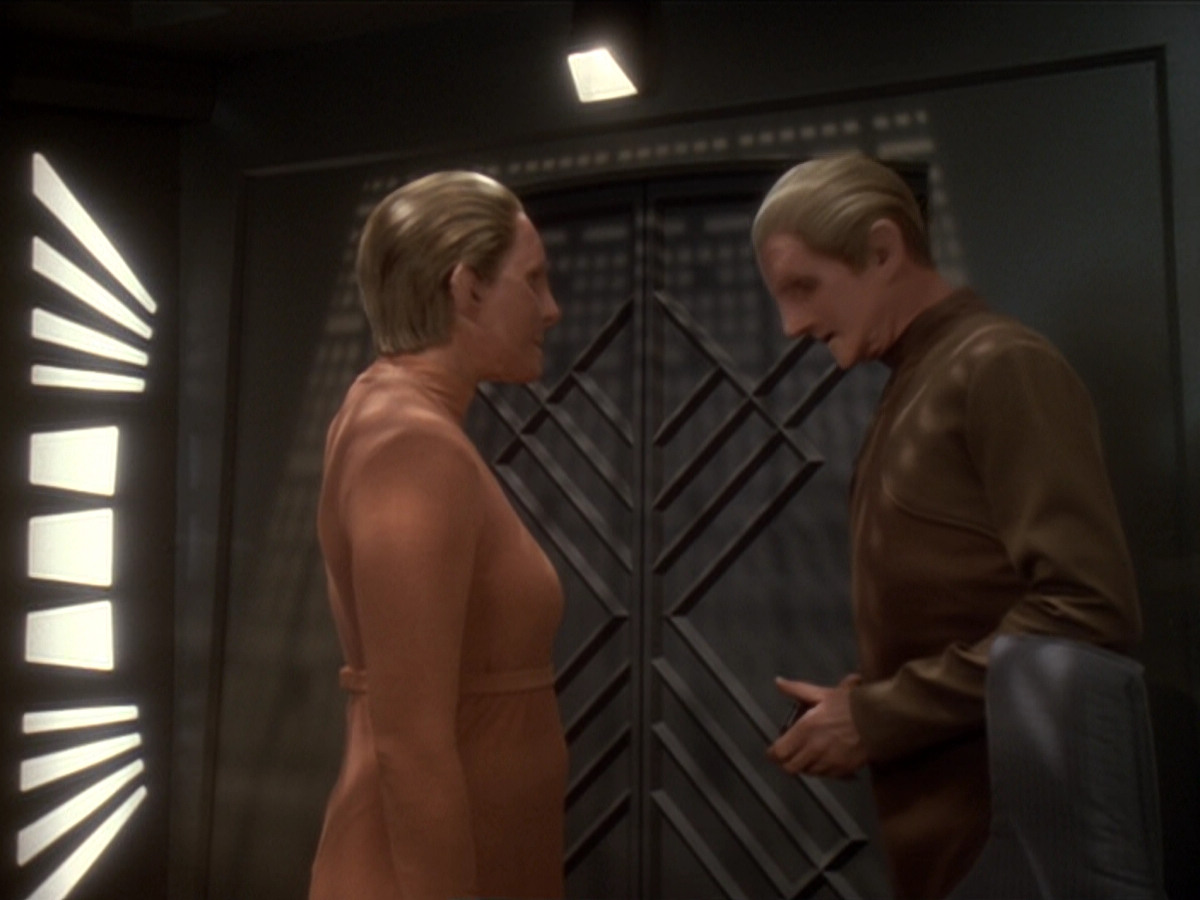 extant_StarTrek_DS9_6x04-BehindTheLines_01413.jpg
