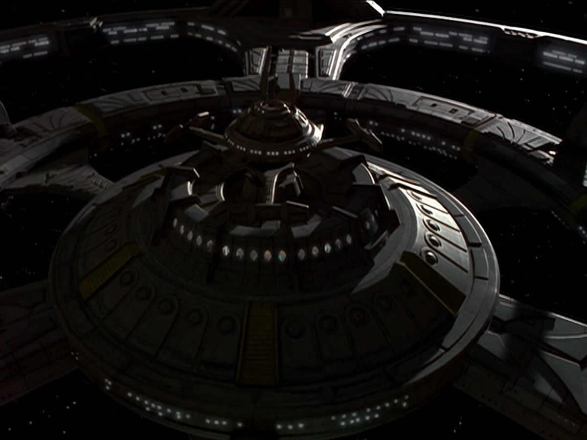 extant_StarTrek_DS9_6x04-BehindTheLines_02899.jpg