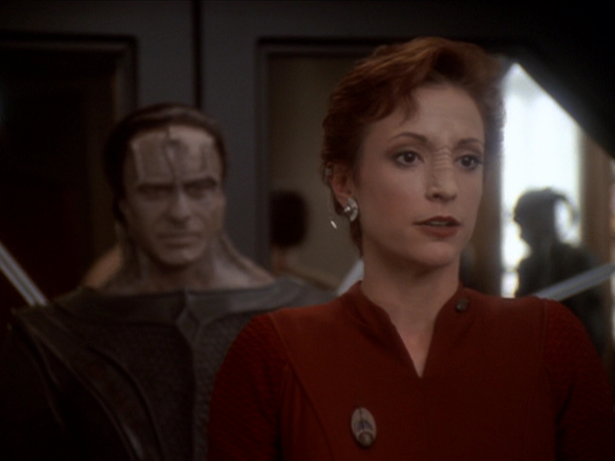 extant_StarTrek_DS9_6x04-BehindTheLines_03333.jpg