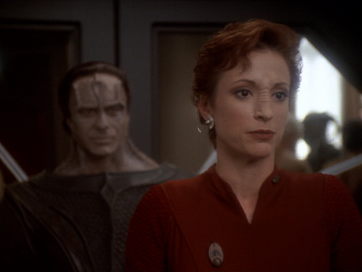 extant_StarTrek_DS9_6x04-BehindTheLines_03335.jpg
