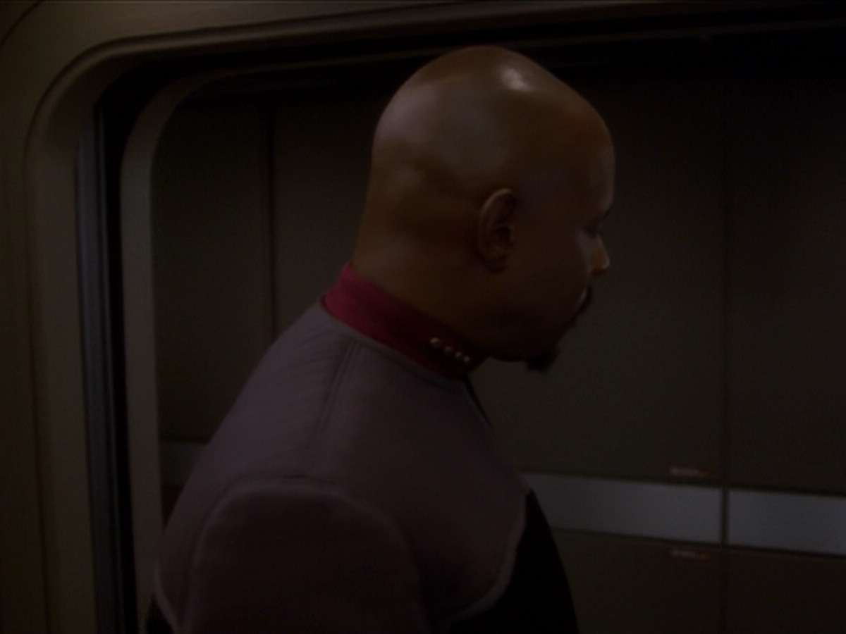 extant_StarTrek_DS9_6x04-BehindTheLines_03575.jpg
