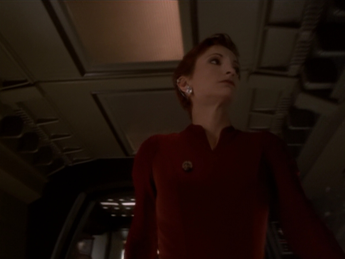 extant_StarTrek_DS9_6x04-BehindTheLines_03592.jpg
