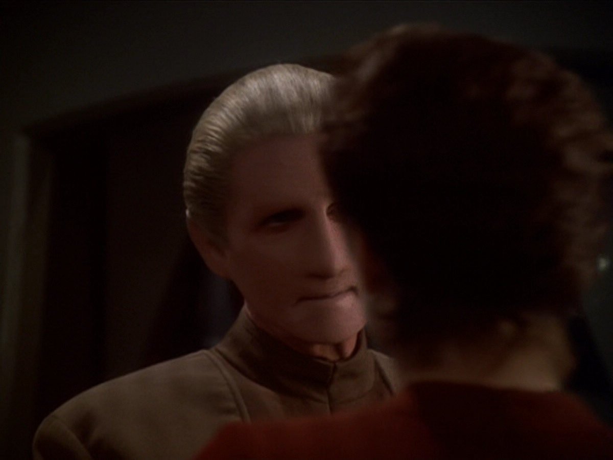 extant_StarTrek_DS9_6x04-BehindTheLines_03606.jpg