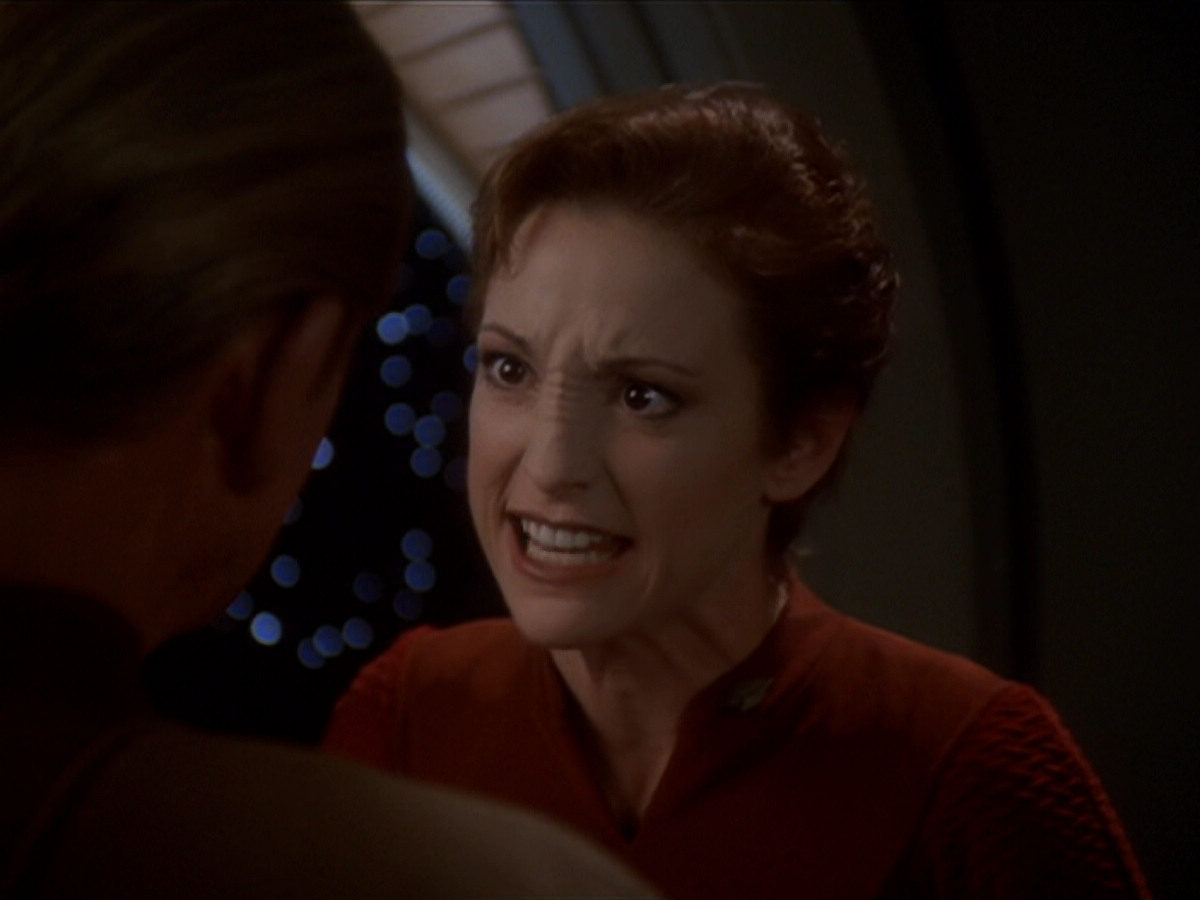 extant_StarTrek_DS9_6x04-BehindTheLines_03627.jpg