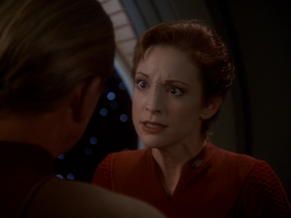 extant_StarTrek_DS9_6x04-BehindTheLines_03674.jpg