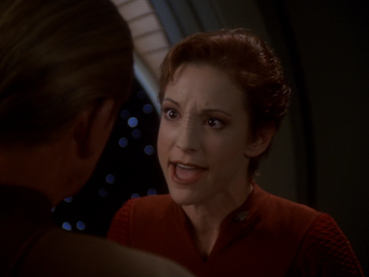 extant_StarTrek_DS9_6x04-BehindTheLines_03679.jpg