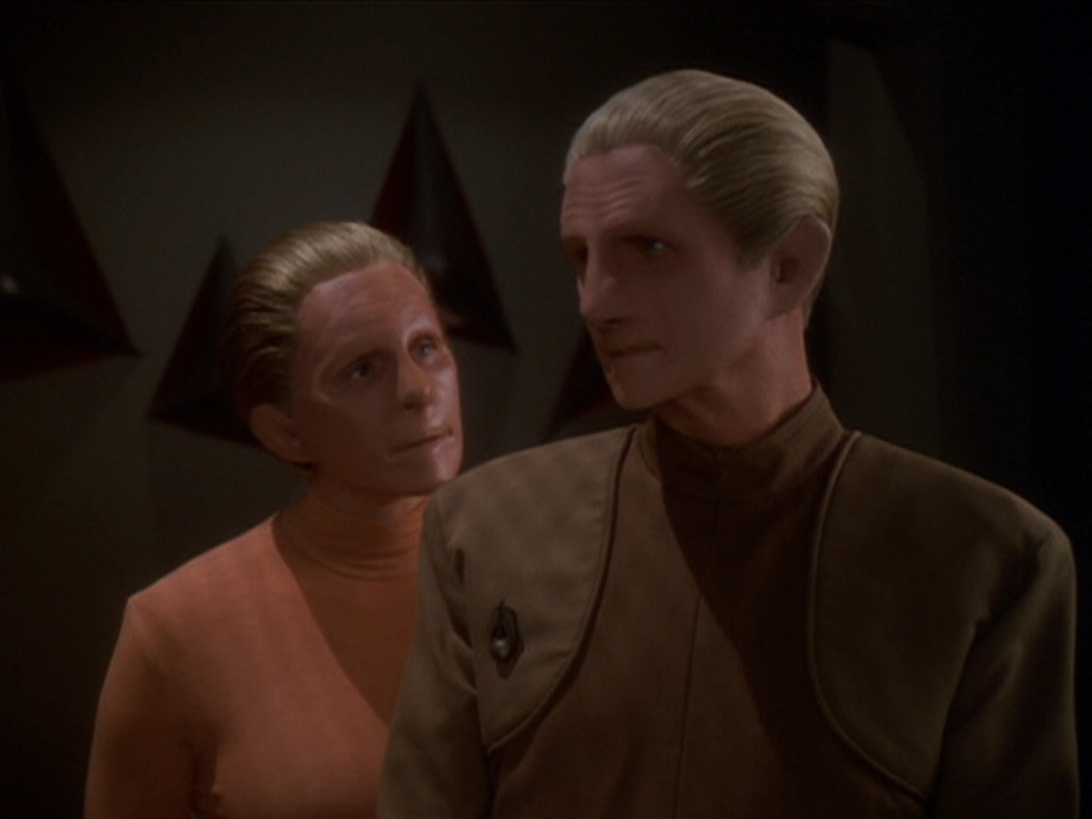 extant_StarTrek_DS9_6x04-BehindTheLines_03728.jpg
