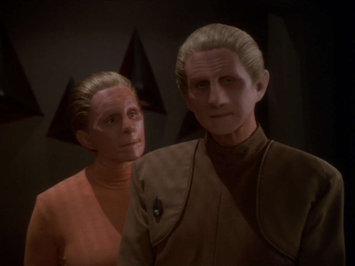 extant_StarTrek_DS9_6x04-BehindTheLines_03736.jpg